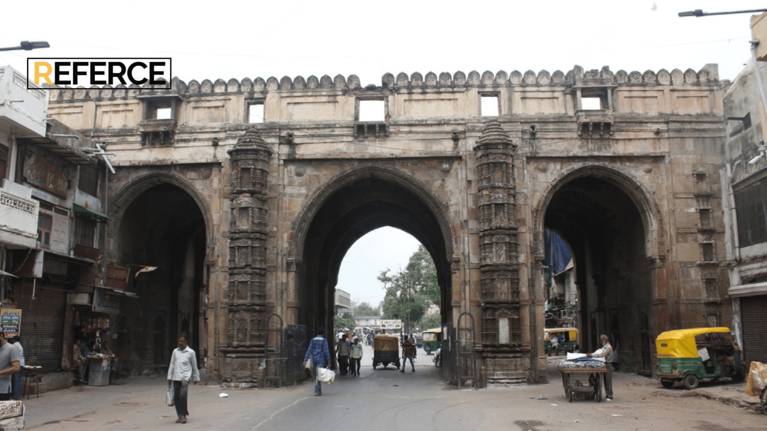 Top 13 Shopping Places in Ahmedabad (Easy Guide)