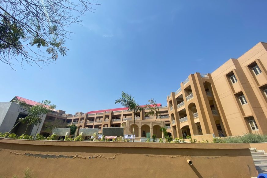 K N Shah School